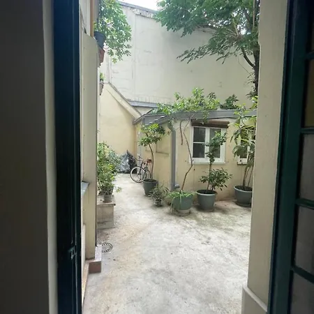 Apartment Studio Calme Batignolles